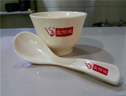 壹佰碗黄焖鸡米饭