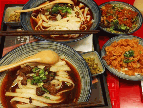 飞山蛮米粉铺子