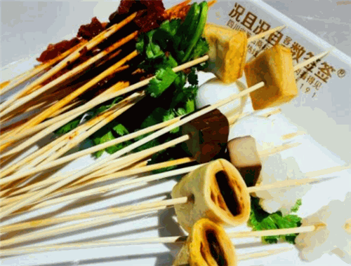 况且况且串串香火锅