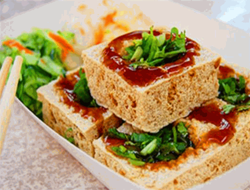 何字坊臭豆腐