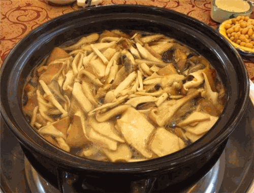 武陵山珍菌菇火锅