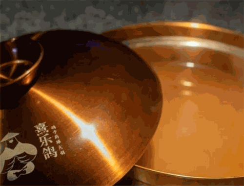 熹乐鸽药膳火锅