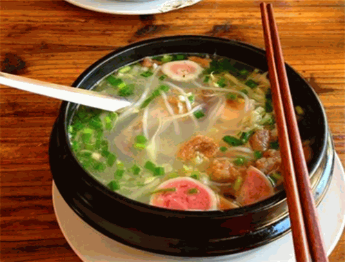 雷鼓巷过桥米线