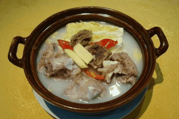 苗韵竹荪鹅餐饮