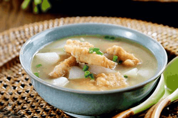 爽滑饺子王咸骨煲仔粥