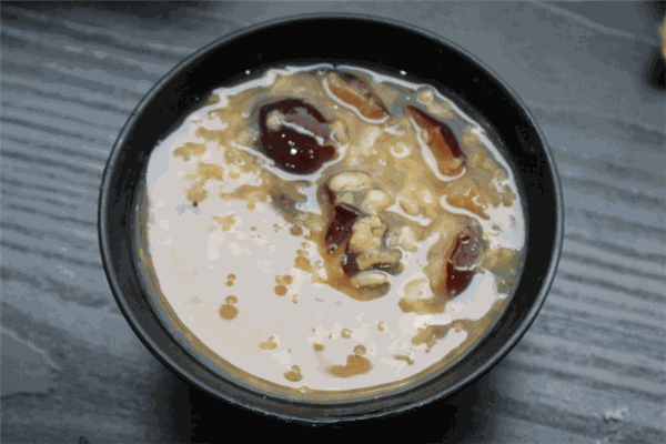 银记肠粉店