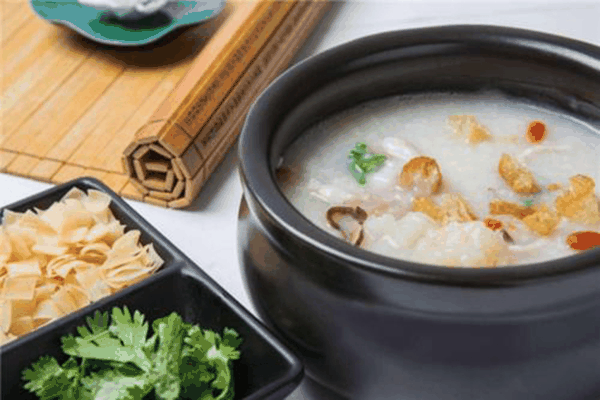 苗韵竹荪鹅餐饮