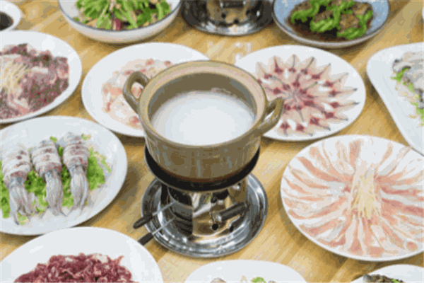 苗韵竹荪鹅餐饮