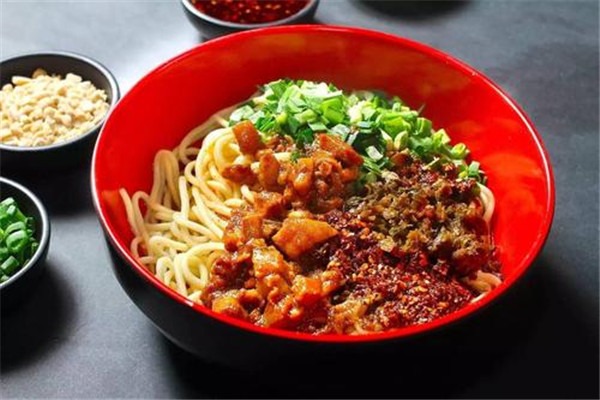 阿馨婆卤面