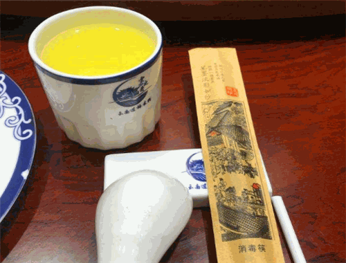 雲之肴过桥米线