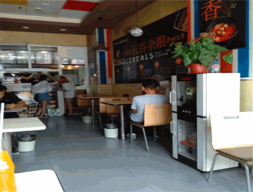 郑百味杂粮米线