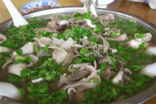 翘脚牛肉面