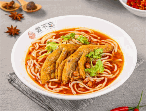尝不忘桂林米粉