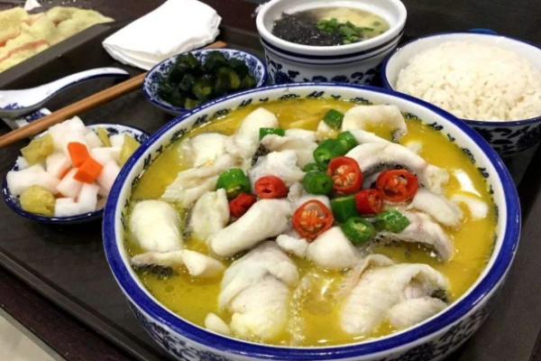 八味酸菜鱼