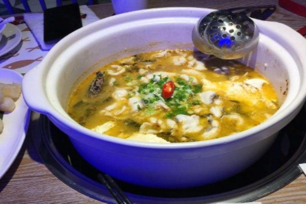 昌盛谢记酸菜鱼