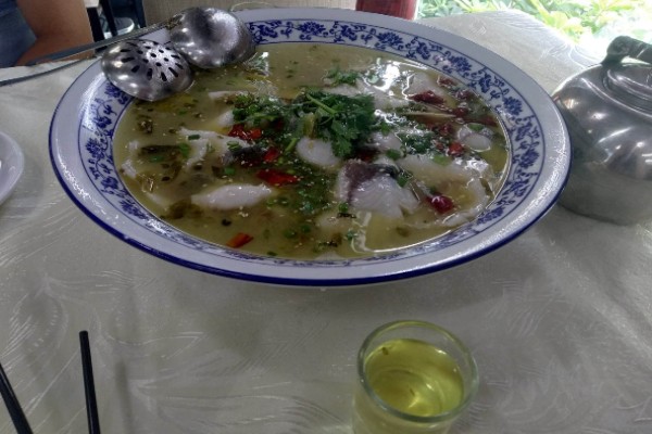 川江百味酸菜鱼