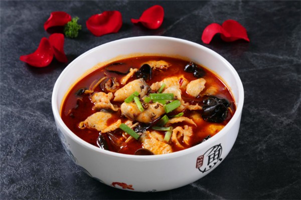 曹小乔酸菜鱼