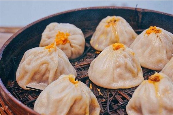 忆秦园小笼包