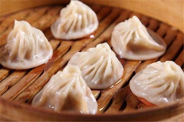 忆秦园小笼包