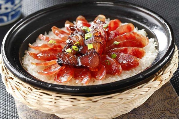 口口香煲仔饭