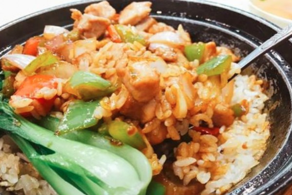 锅锅香煲仔饭