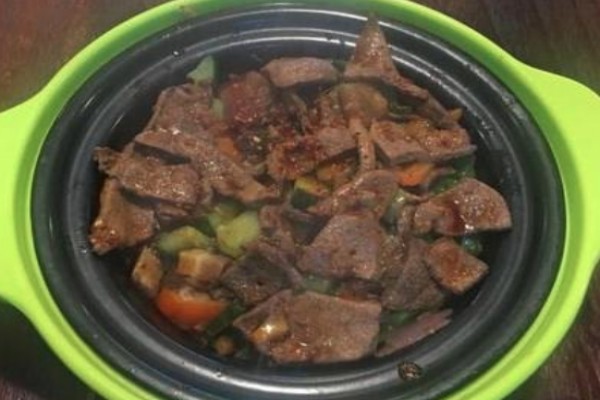 行途煲仔饭