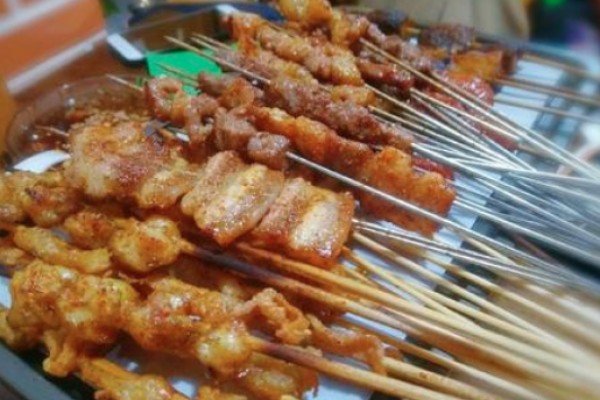 沪小串烧烤