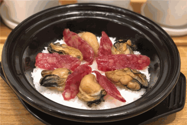 煲百味煲仔饭