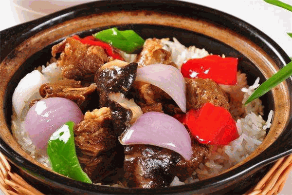 煜品膳煲仔饭