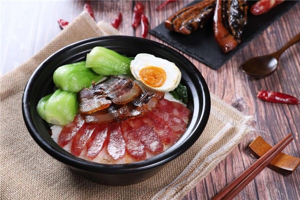 同学煲仔饭