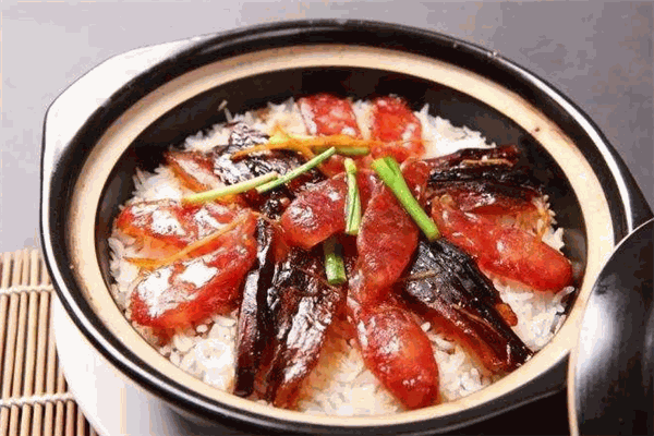 状元郎过桥米线煲仔饭