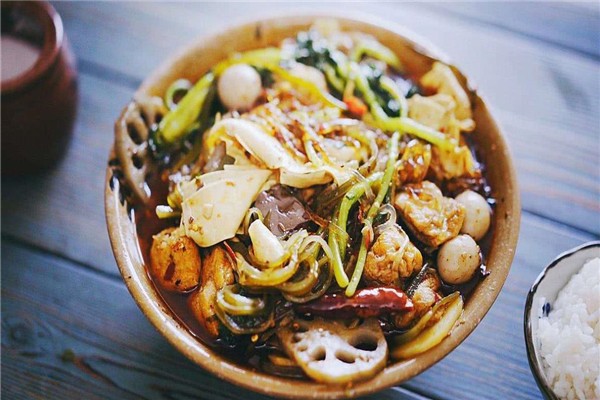飞翔麻辣烫