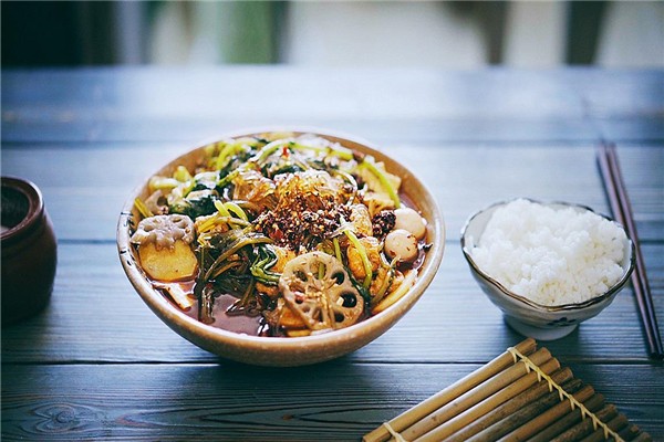 鲜小而麻辣烫