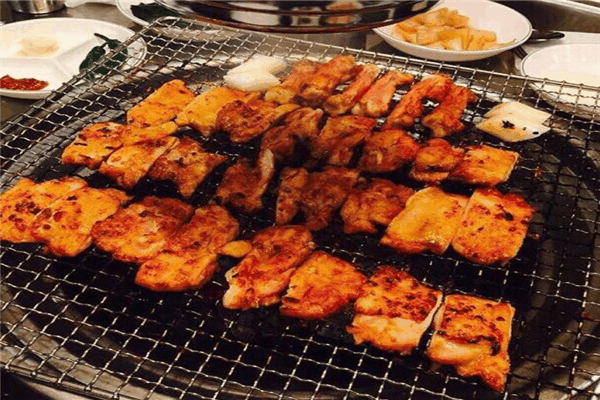 如意筛网烤肉