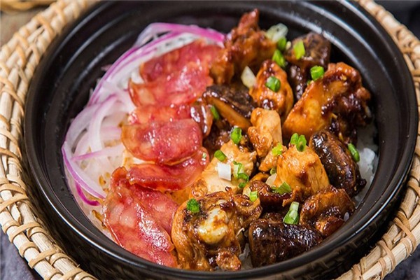 荣晶记煲仔饭