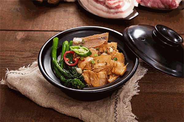 粤港煲仔饭