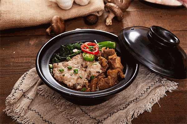 麻辣烫煲仔饭
