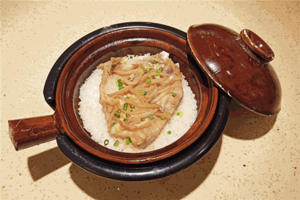 灸口福煲仔饭