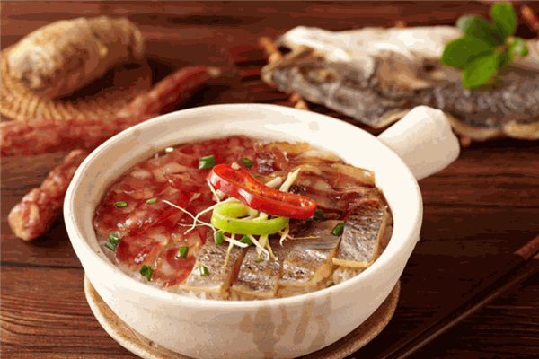 冒菜煲仔饭