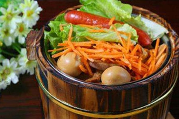 广式煲仔饭赣湘木桶饭