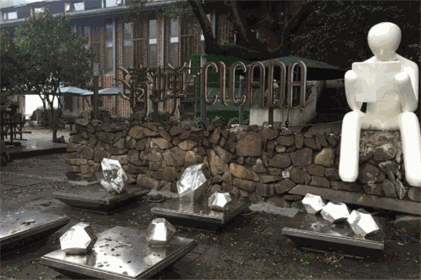 清蝉酒店