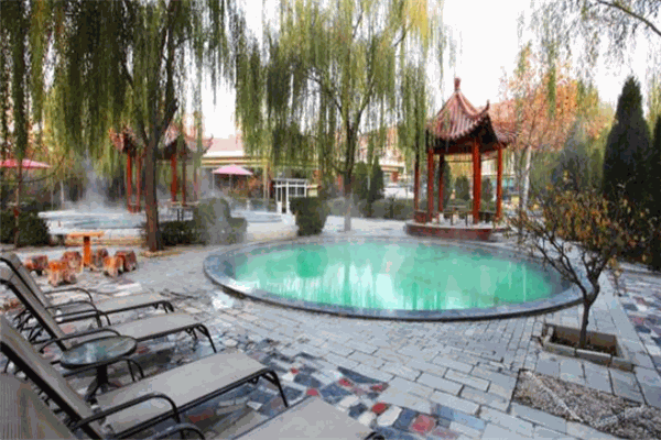 京东第一温泉酒店