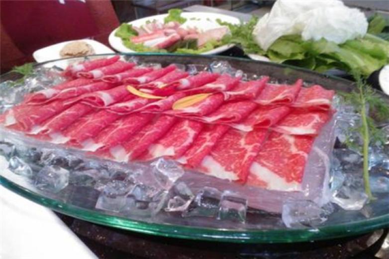 冠霞肥牛火锅
