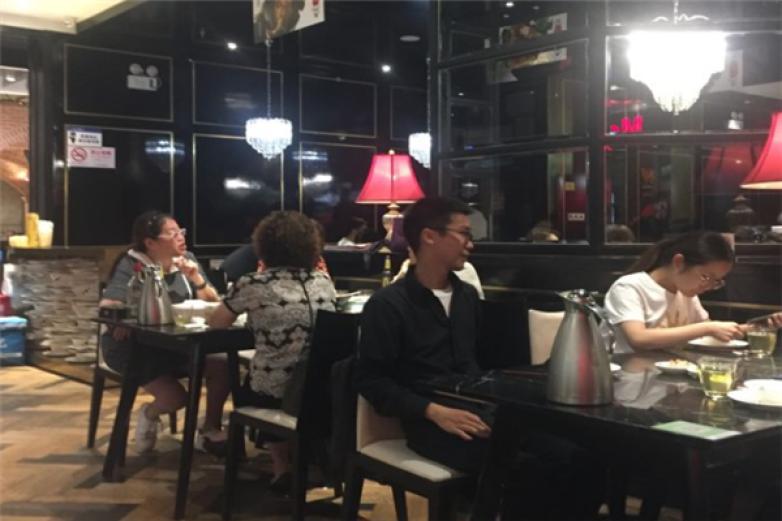 天辣绿色时尚餐厅