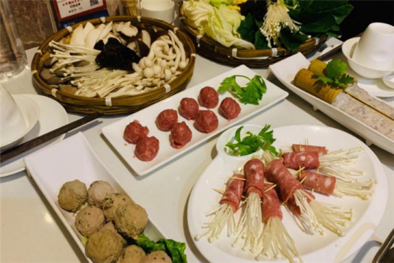 铭鼎牛肉火锅