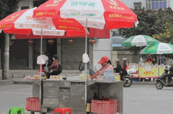 阳光早餐车