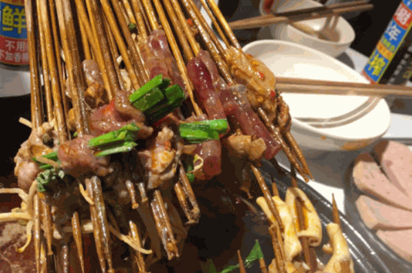 吃喜牛肉串串
