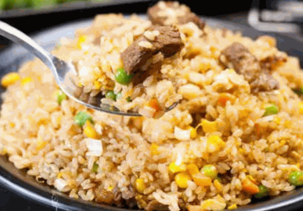 拌上瘾精品拌饭加盟