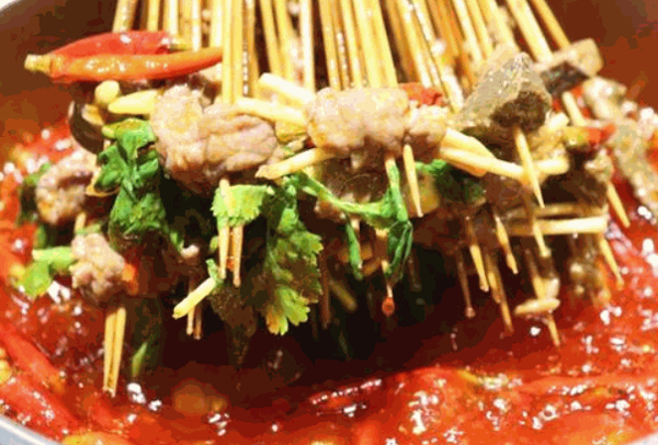 麻辣主张牛肉串串香