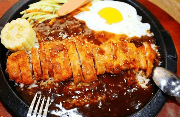 牛排爱上饭